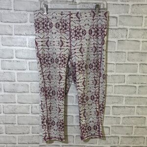 D:21 Patterned Kids Leggings, Capri white burgundy, blue size large